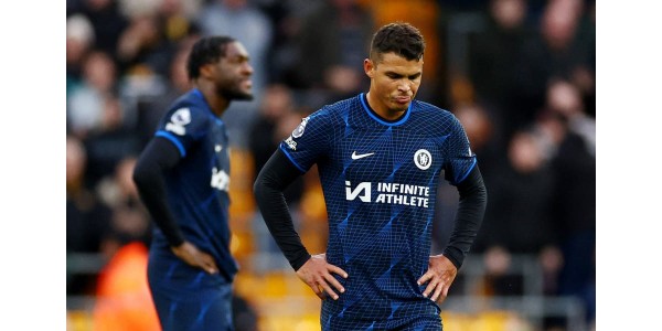 Chelsea occupe la dixième place de la Premier League cette saison Chelsea occupe la dixième place de la Premier League cette saison